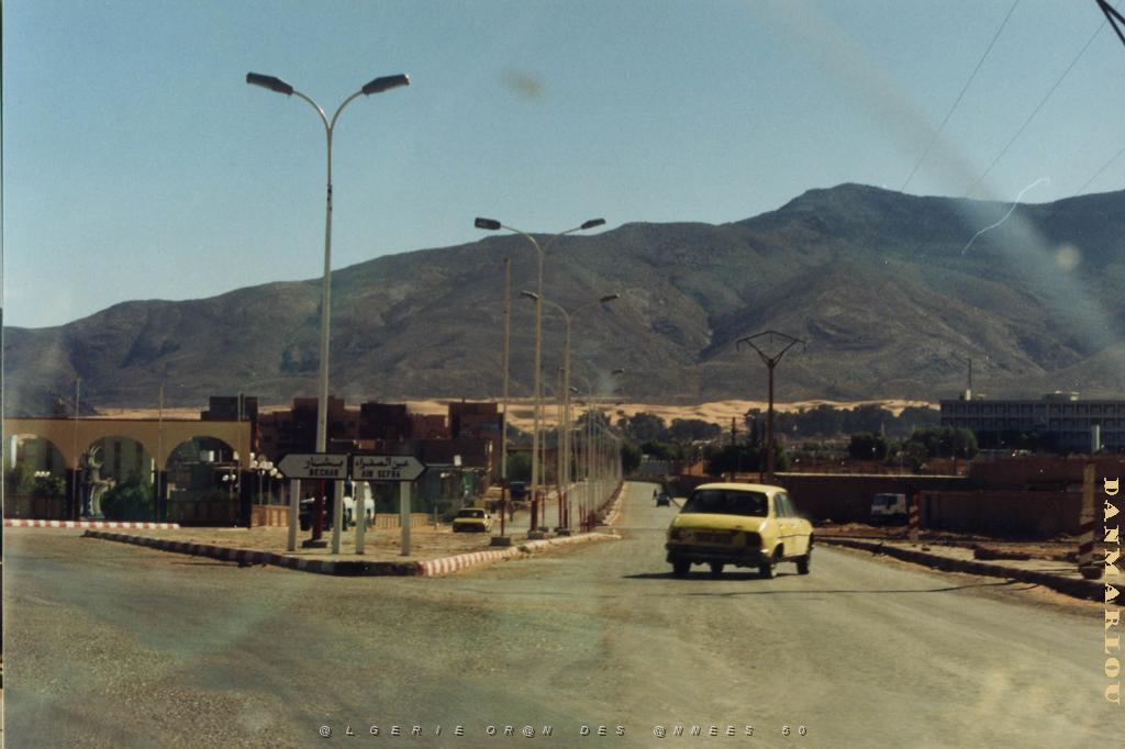 2003 ROUTE D AIN SEFRA 01.JPG